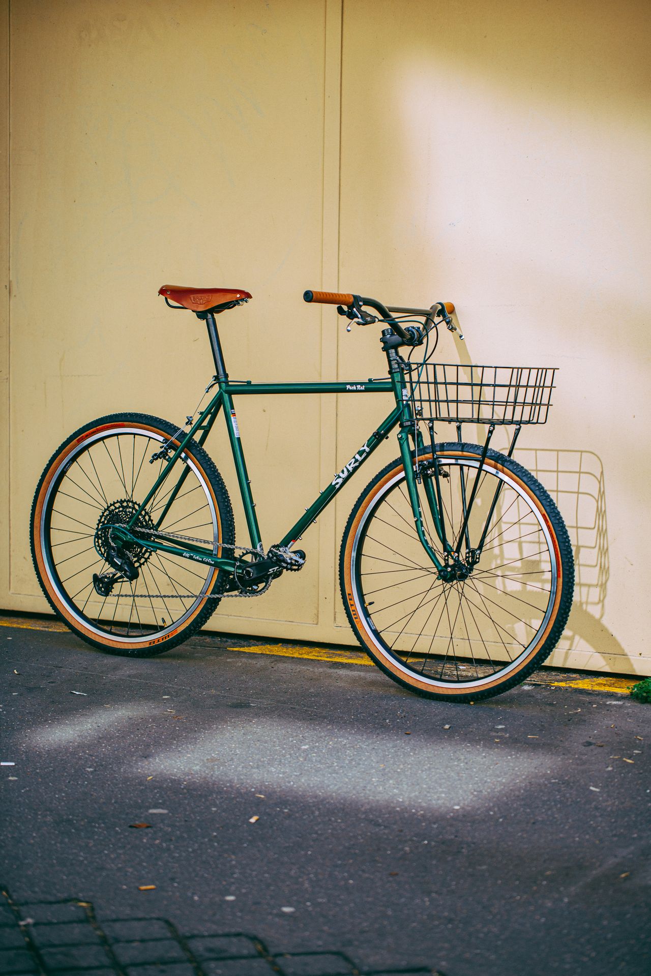 le commuter vélo de voyage ou velotaf, tout est possible avec le pack rat