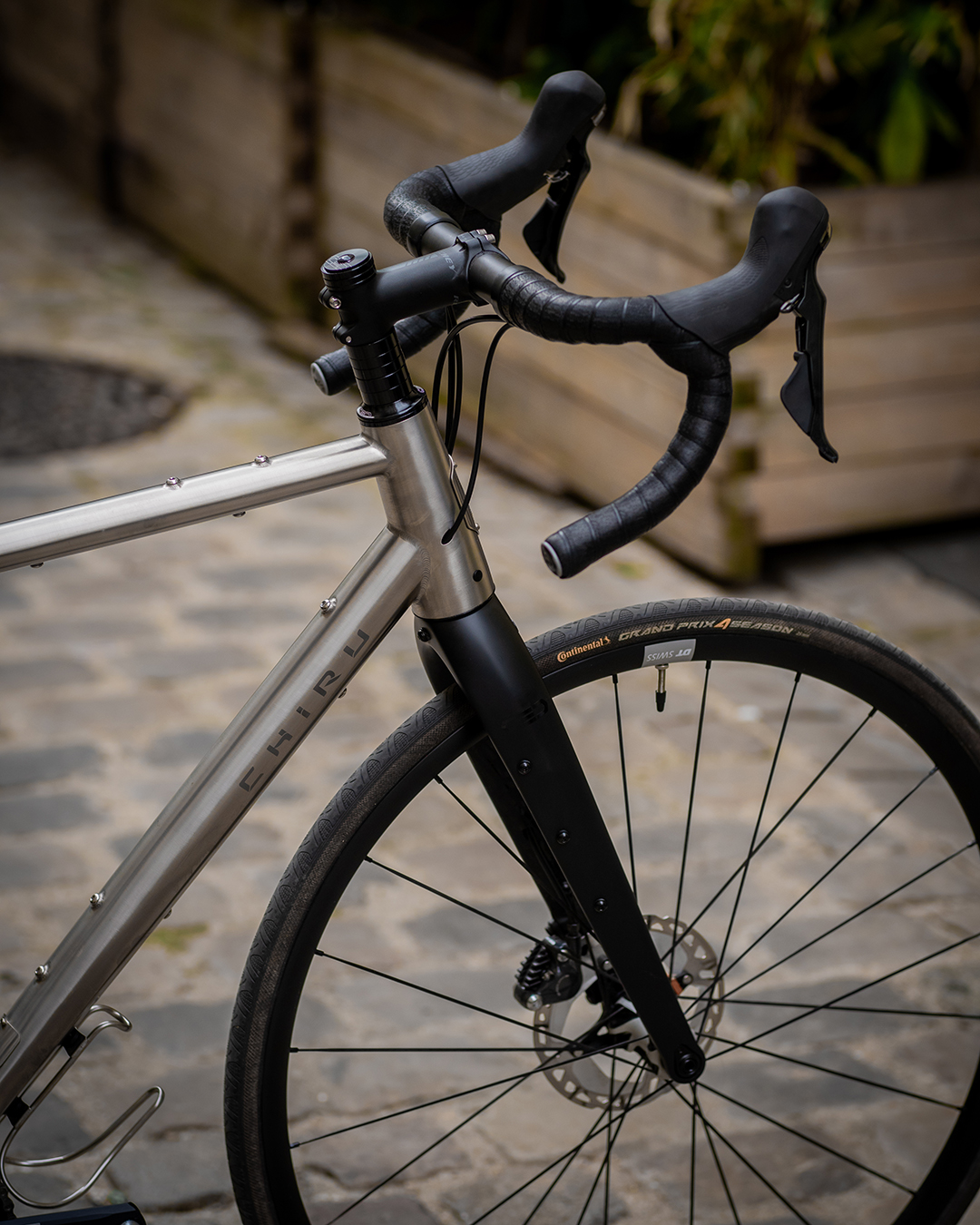 Cycles Treize, l'atelier de vélo parisien spécialisé dans le montage de vélo titane